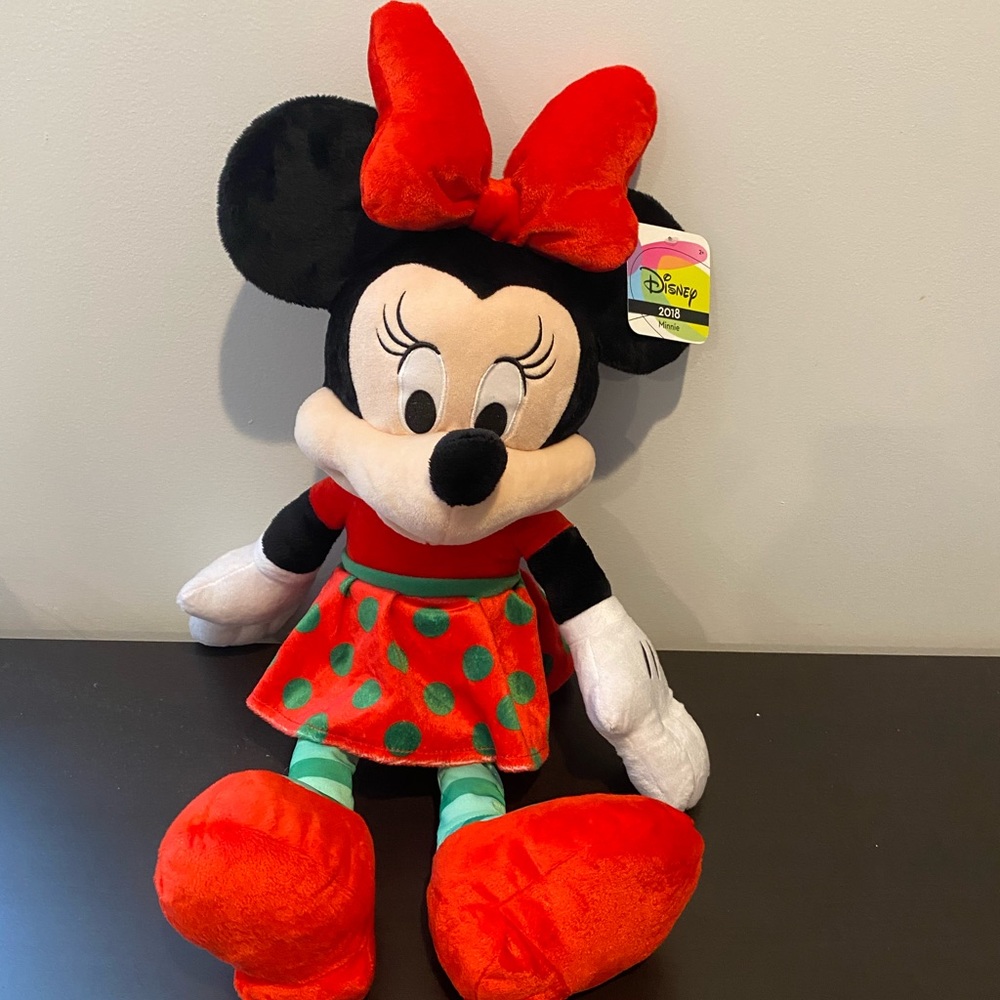 Minnie Mouse Holiday 2018 plush